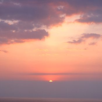 天空外景红色