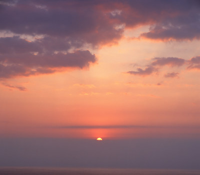 天空外景红色