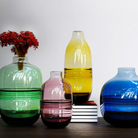 现代玻璃花瓶插花3d模型