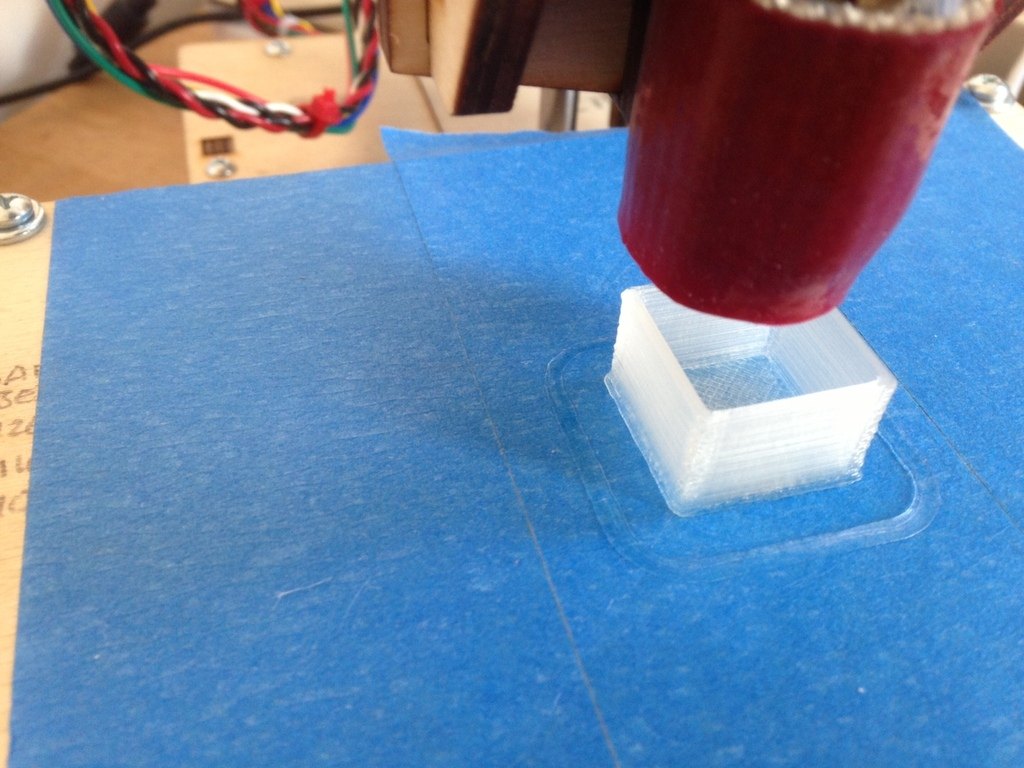 20mm 薄壁空壳体（3d打印机性能测试） by MakerbotR2 3D打印模型