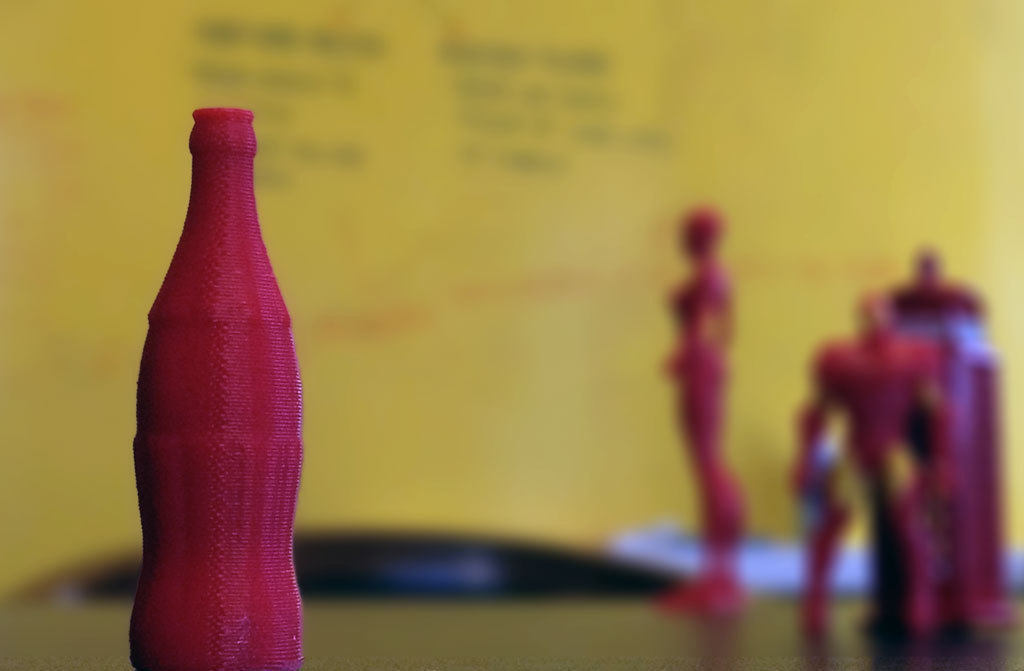 可乐瓶子 by 6433589 3D打印模型