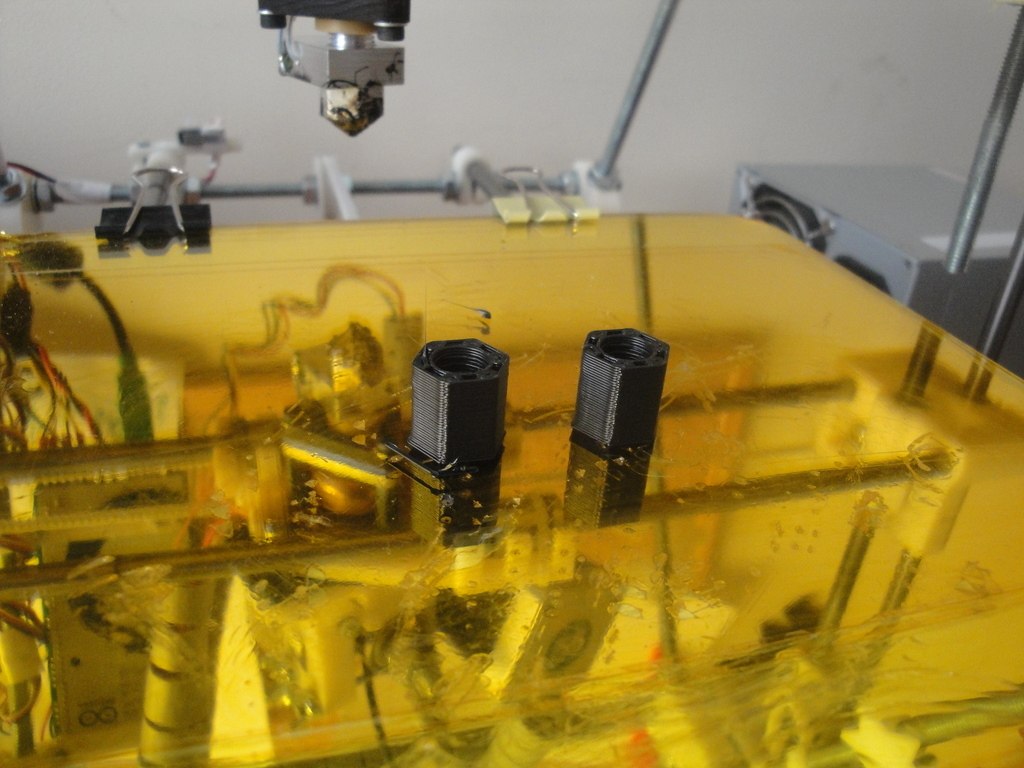 可打印的标准M8六角螺母和垫片 by UU切克闹 3D打印模型