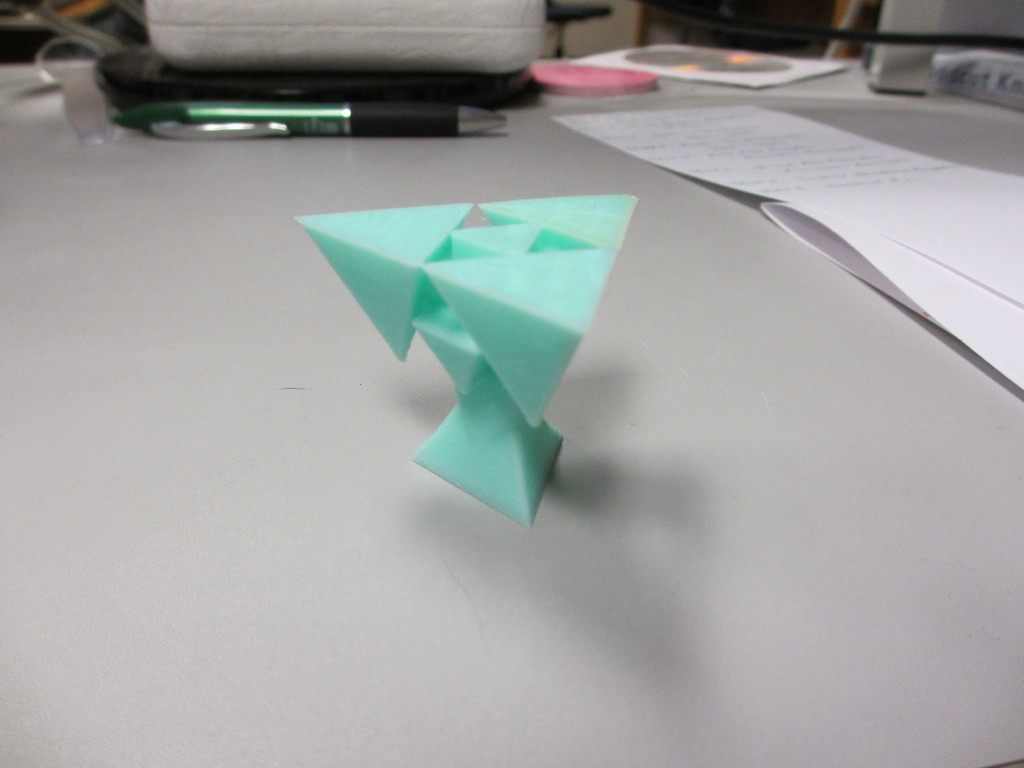 金字塔里面有个金字塔 by 节操去哪儿了 3D打印模型