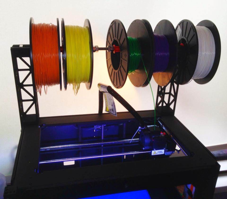 Makerbot Replicator 2 顶层线材支架 by 我无所谓 3D打印模型