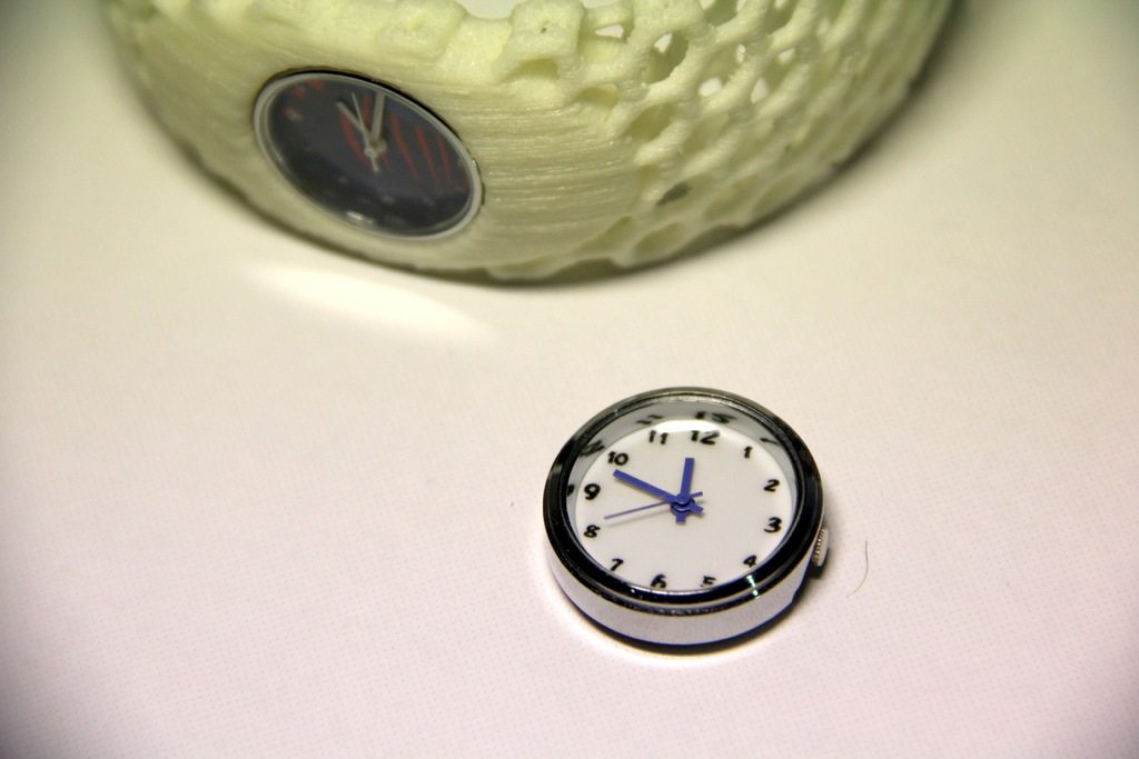 镂空表带手表 by zbeiping 3D打印模型