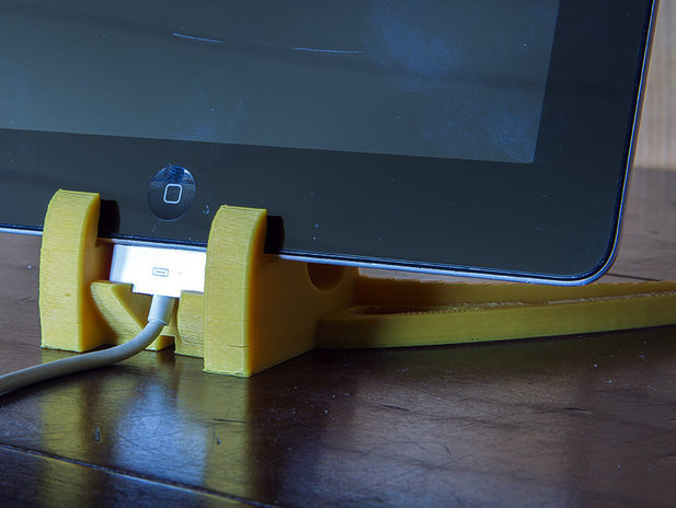iPad平板通用充电支架 by 号码给我下 3D打印模型