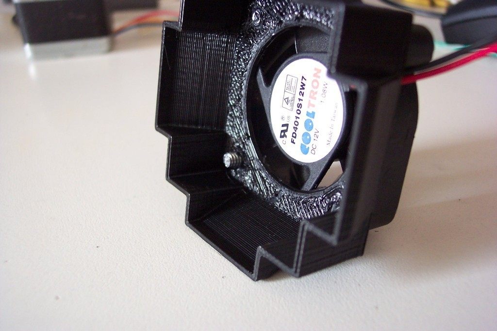 57电机40mm风扇安装架 by 刷卡时为零 3D打印模型