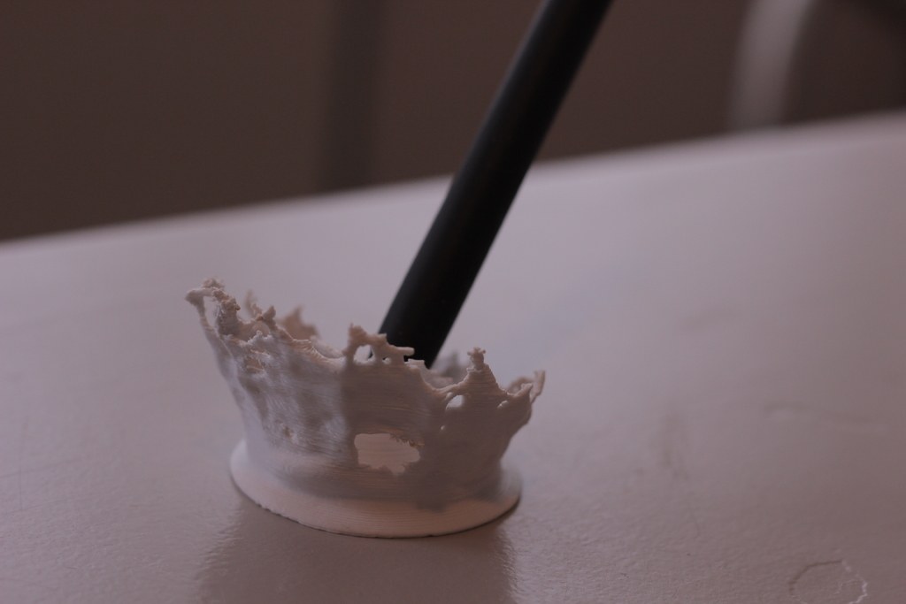 液滴飞溅形笔座 by 油麦菜 3D打印模型