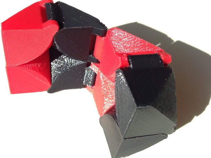 无限折叠的小方块儿 by GeeKee 3D打印模型